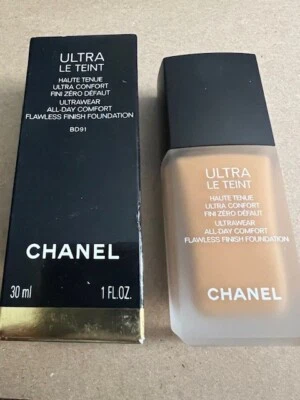 CHANEL ULTRA LE TEINT Ultrawear All Day Comfort Flawless Finish Foundation BD91 - Image 1 of 4