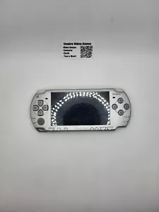 Sony PlayStation Portable PSP 2001 Silver Handheld System Console, Parts/Repair - Picture 1 of 4