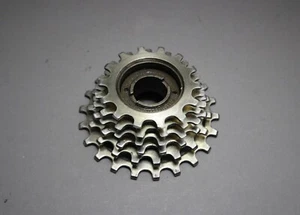 Shimano Dura Ace MF-7200 Freewheel / 6 Sp / 14-22 / 1976 / ISO Schraubkranz - Picture 1 of 16