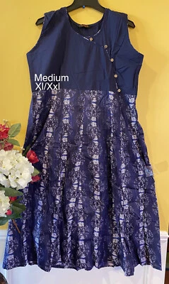 Hermosa mujer Rayón algodón Anarkali talla mediana Foto 1 de 2