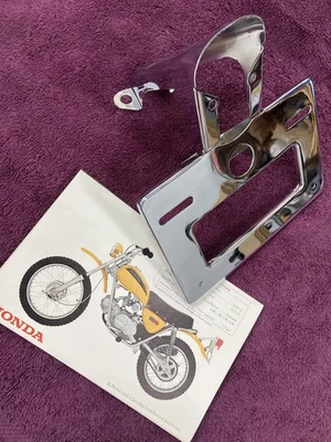 SOPORTE MATRÍCULA HONDA SL70 K0 1971 MONTAJE LUZ TRASERA NUEVA VMX VINTAGE Foto 1 de 4