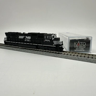 Kato N Scale 176-8602 SD70M Diesel Loco Norfolk Southern #2605 w/DCC - Image 1 of 4