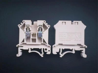 4Pcs BY1K-4N IDEC Standard Terminal Block 22-10 AWG 1.13Nm 30A - Image 1 of 4