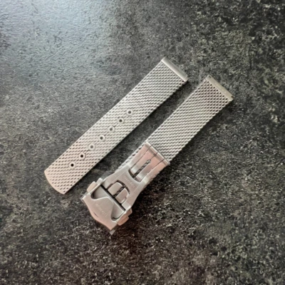 Correa de reloj pulsera de titanio de malla de 20 mm para no time to die diver 300M 007 Foto 1 de 4