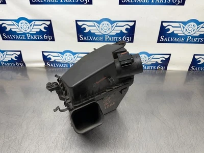 2009 Lexus GS450H Air Filter Housing Box w/ MAF 22204-22010 - 126k - Image 1 of 4