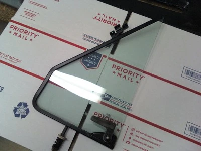 ✅1992-1996 FORD F150 F250 VENT GLASS PASSENGER SIDE 92-96F150 VENT GLASS PASS CL - Image 1 of 4