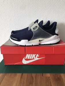 nike tech fleece varsity