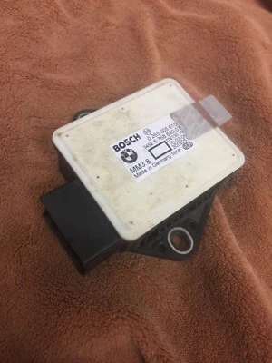 BMW 3 5 6 X5 E90 E91 E92 E60 E61 E63 E64 E70 E71 Rate Sensor 6768680 - Image 1 of 4
