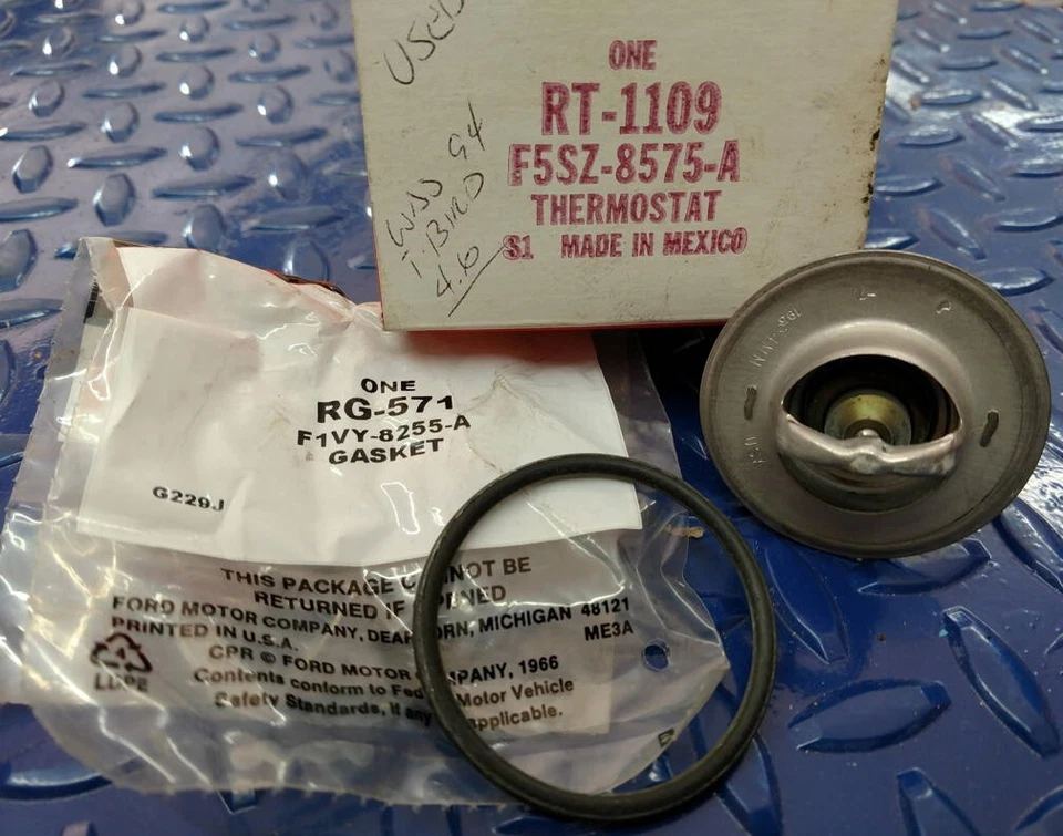 Termostato refrigerante motor Ford Motorcraft RT-1109 F5SZ-8575-A para Ford Lincoln Foto 1 de 1