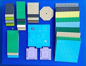 LEGO Lot 30 Base Plates ASSORTED SIZES/COLORS, 16x16 8x16 FRIENDS, Minecraft - Picture 1 of 3