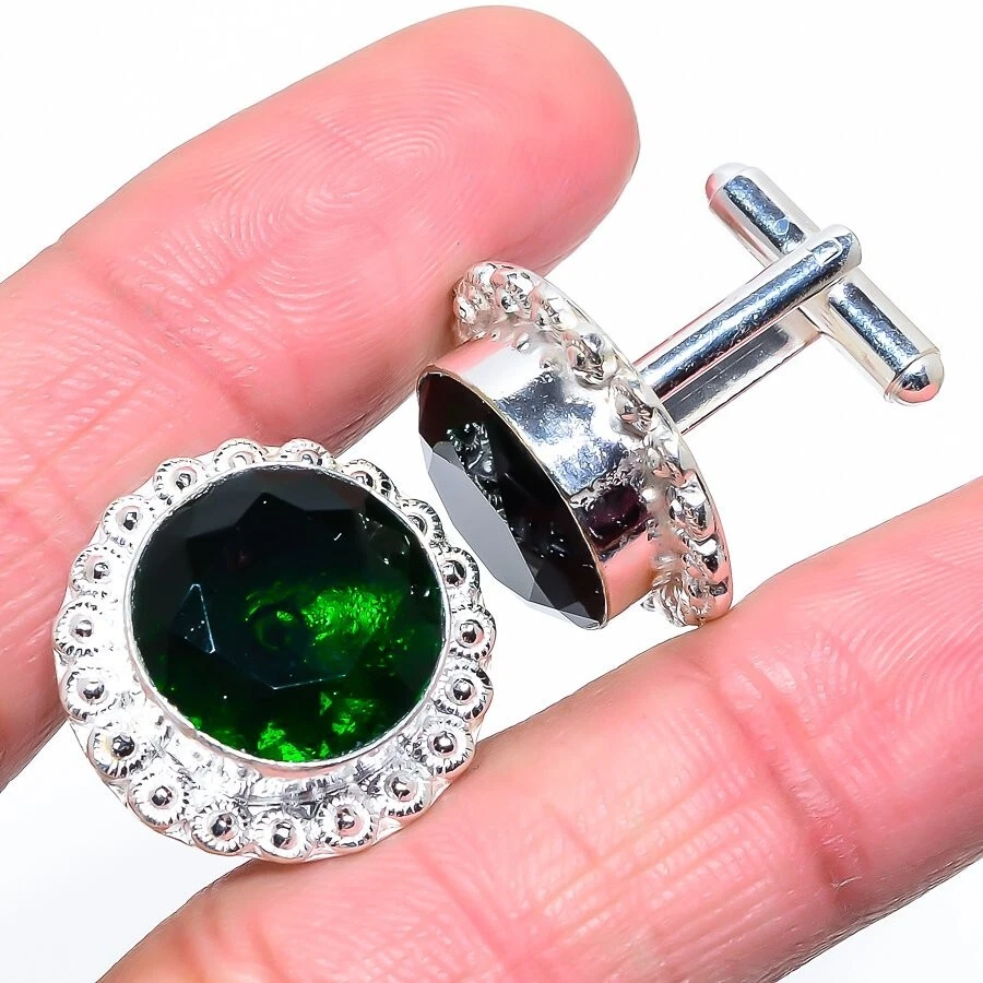 Chrome Diopside Gemstone Handmade 925 Sterling Silver Jewelry Cufflink - Image 1 of 1