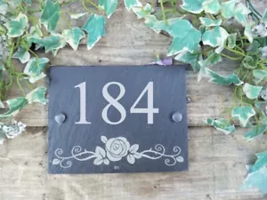 17 x 13 cm Número de Puerta de Casa de Pizarra/Placa D1 Diseño de Rosa Solo £.9.99 - Imagen 1 de 1