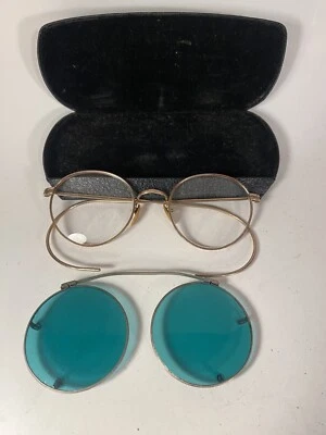 Anteojos antiguos de alambre grabado GF HIBO Curex con clip protectores azules y estuche Spectacl Foto 1 de 4