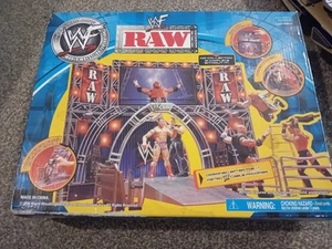 WWF WWE Jakks Pacific Raw is War Backstage Entrance Stage Playset - Imagen 1 de 3