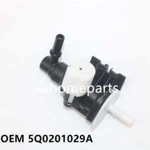 Genuine Suction Jet Pump 5Q0201029A for 2014-2019 VW Audi A3 A4 TT Q3 Q5 2.0L - Picture 1 of 12