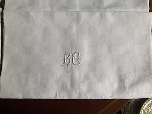 12 Extra Large 26x21 InchPure White French Intialed BG Serviettes - Picture 1 of 6