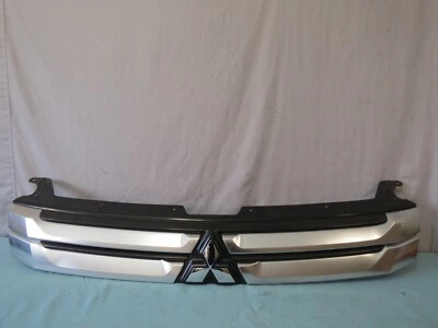 ✅ Parrilla de radiador superior delantera Mitsubishi Outlander PHEV 14-15 malla OEM Foto 1 de 4