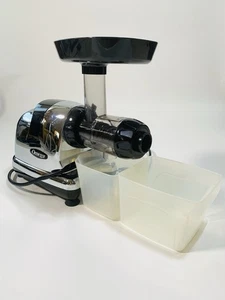 Omega J8006HDS Ultimate Juicer and Nutrition System - Silver - Picture 1 of 4