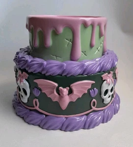 Bath and Body Works Halloween Cake Pedestal 3 Wick Candle Holder Brand New - Picture 1 of 2