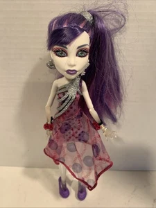 Monster High Spectra Vondergeist Dot Dead wunderschöne Puppe - Bild 1 von 6