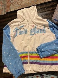 Disney Magic Kingdom Fantasyland Windbreaker Jacke Erwachsene Größe M - Bild 1 von 4