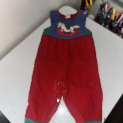 12 М винтажный детский рождественский комбинезон зеленый и красный вельвет размер 12 месяцев лошадь  - Изображение 1 из 4