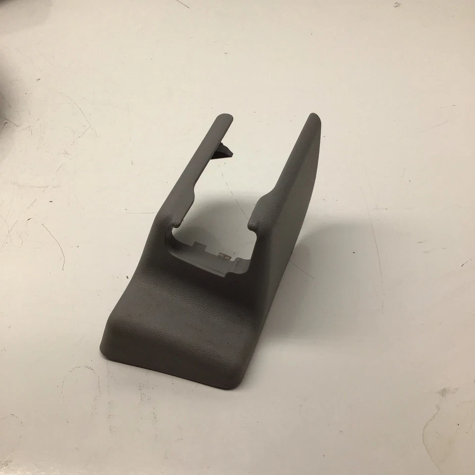 Cubierta de extremo de pista Seat 72137-06110 Toyota Camry 2012-2017 Foto 1 de 4