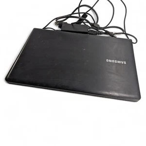 Samsung Series 3 Notebook NP365E5C LCD 15.6 Display Laptop FOR PARTS or REPAIR - Picture 1 of 9
