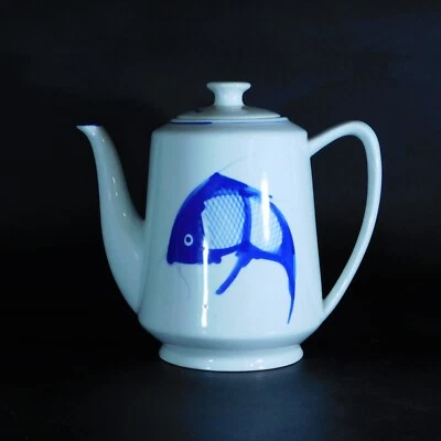 VINTAGE CHINESE RAOPING KOI CARP COFFEE POT ~ FREE UK P&P - image 1 of 4