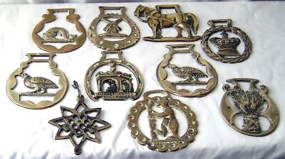 ANTIQUE HORSE BRASSES –10 ITEMS - Image 1 of 2