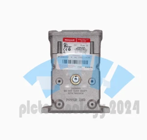 New Honeywell M7284A 1012 Damper Actuators Modutrol Motor Burner M7284A1012 1PC - Picture 1 of 6