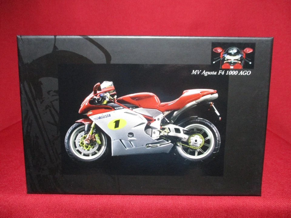 MV Agusta F4 1000 AGO 2005 Silver+Red Classic Bike Series Minichamps 1/12 Cagiva - Image 1 of 4