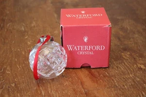 Bola de cristal Waterford 1992 adorno de Navidad con caja - Imagen 1 de 4
