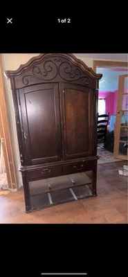 Armario de madera Foto 1 de 4