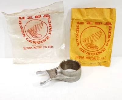 Horquilla de cambio genuina Honda CB350 CL350 SL350 CB500 OEM B 24212-286-030 NUEVA NUEVA NUEVA DE STOCK Foto 1 de 4