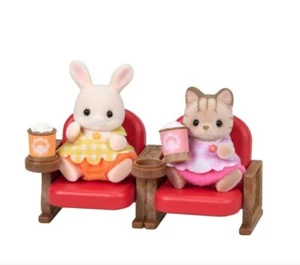 [Sylvanian Families] Set teatro bambino - Margaret coniglio e gatto a righe - da JP - Foto 1 di 5