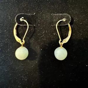Pendientes colgantes de jade verde bola redonda con palanca de oro amarillo macizo de 14K 2,8 g - Imagen 1 de 5