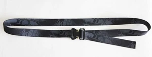 Cinturón camuflaje nailon bajo perfil diario de 1" con hebilla de liberación rápida COBRA FM - Imagen 1 de 15