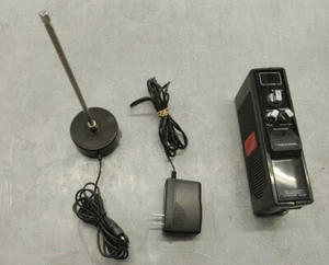 REALISTIC 40 CHANNEL TWO WAY EMERGENCY CITIZENS BAND SYSTEM - Zdjęcie 1 z 12