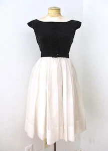 Vtg 50s Rockabilly White Chiffon Black Velvet Prom VLV Swing Dress Belt Teen 8 - Picture 1 of 6