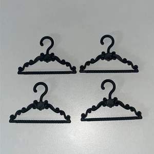 Black Set Of 4 Monster High Skulltimate Hangers - Picture 1 of 3