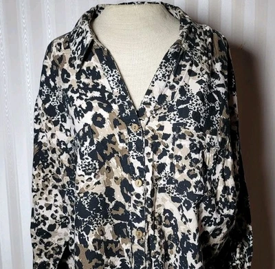 Camisa Gloria Vanderbilt Informal Talla Grande 2X Leopardo Abotonada Mangas 3/4 Usada en Excelente Condición Foto 1 de 4