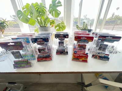 Lote de 16 microfiguras más pequeñas del mundo TMNT/MOTU/GI JOE/Transformer/Hot Wheels Foto 1 de 4