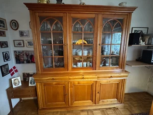 Schöner Vitrinenschrank, kirschbaum, 3-türig, 190x206x45, antikisierend - Bild 1 von 2