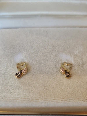 Black Hills Gold 10k & 12k Mt Rushmore Gold Earrings, Hearts & Multicolor Leaf  - Image 1 of 4