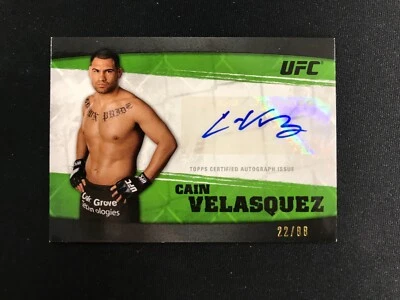 2010 Topps UFC Knockout Cain Velasquez Autograph Green /88 2-Time UFC Champion - Image 1 of 2