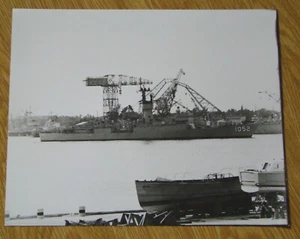 USS Knox 8x10 Photo DE-1052 US Navy Destroyer Escort ship 1960s 12 - Picture 1 of 3