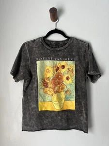 Art Fifth Sun Vincent Van Gogh Sunflowers T-Shirt in Gray, Size Small - Picture 1 of 3