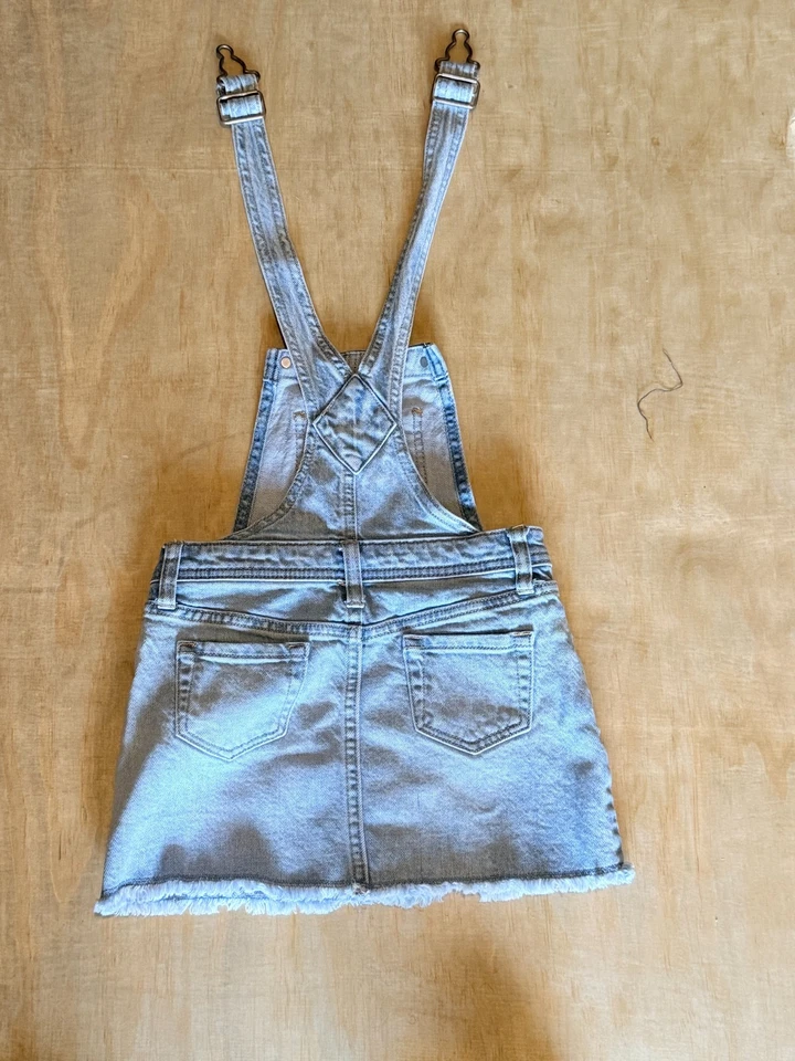 Cat & Jack Jean Skirtall Girls XS (4/5) Light Wash Adjustable Straps - Image 1 of 4