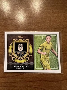 2022 Topps MLS Scholarly Insert Sean Davis Nashville Soccer Card - Picture 1 of 2